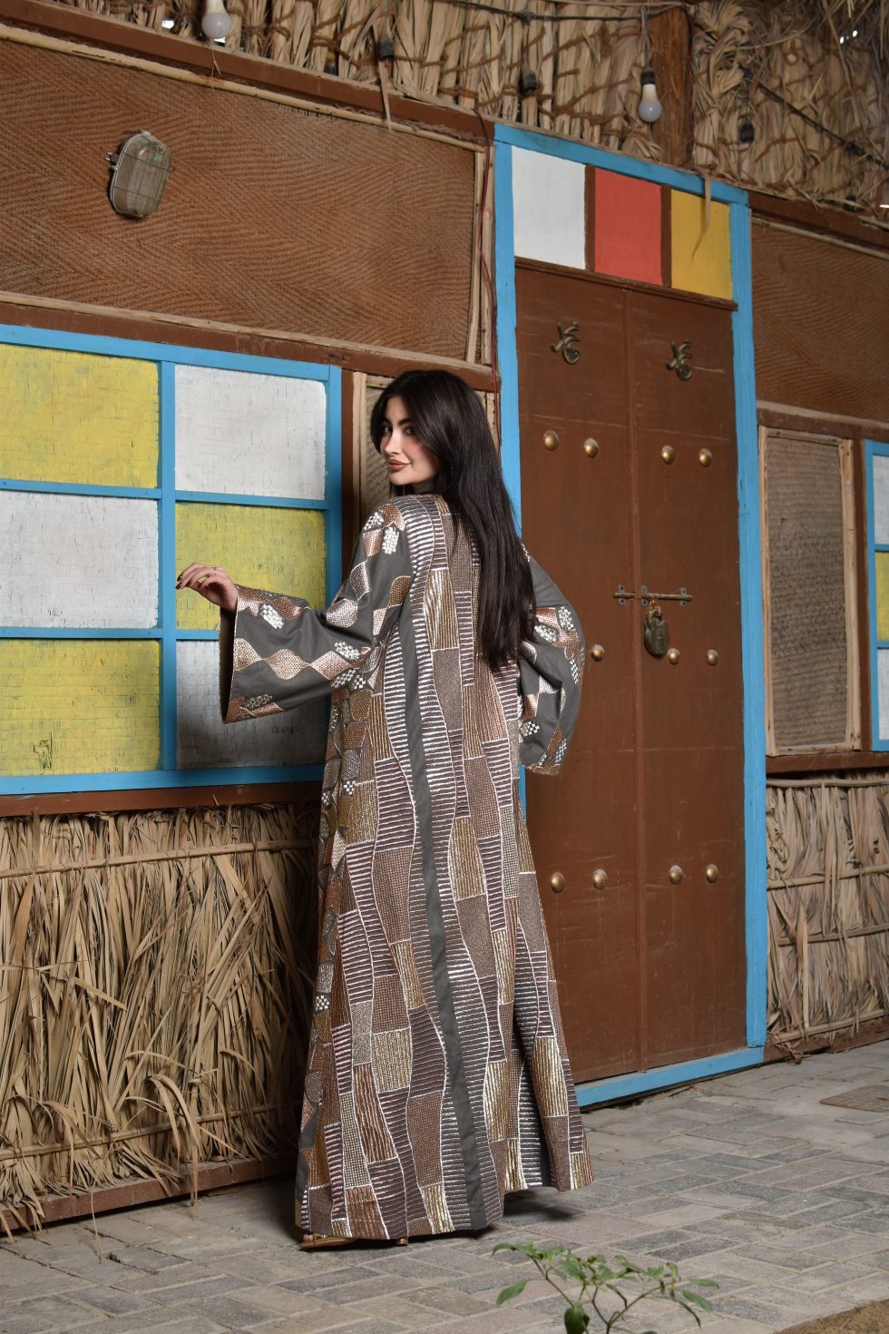 Sondos - Grey - Image 3