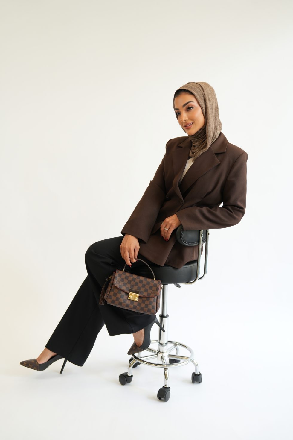 Pleated  Blazer Brown - Image 4